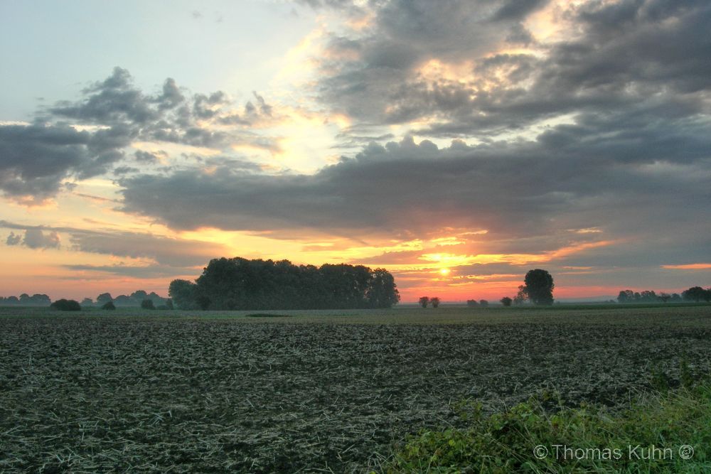 LandscapeSonnenaufgang_vor_dem Bensheimer_Hof_New_FSCN2826